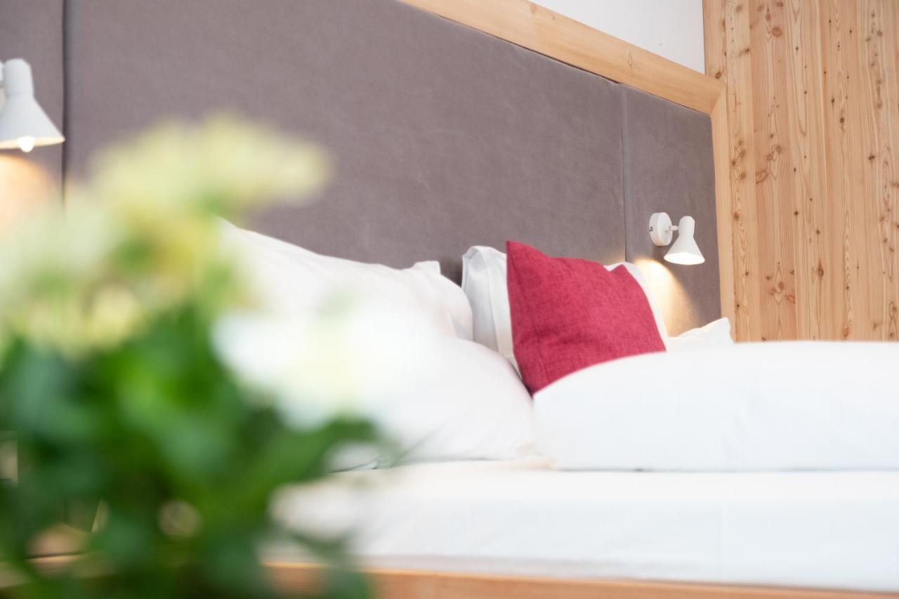 Santner, Hotel Ойгендорф Екстериор снимка