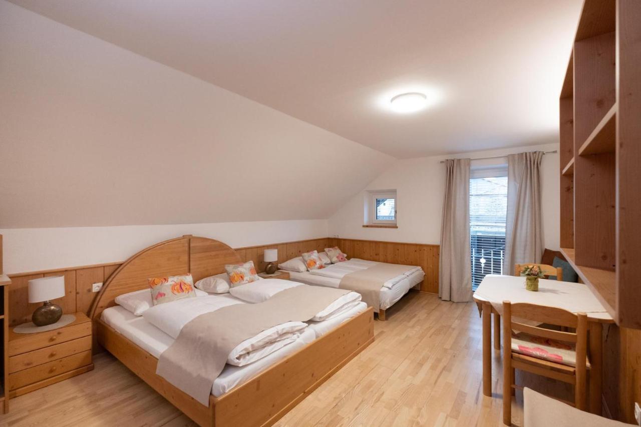 Santner, Hotel Ойгендорф Екстериор снимка