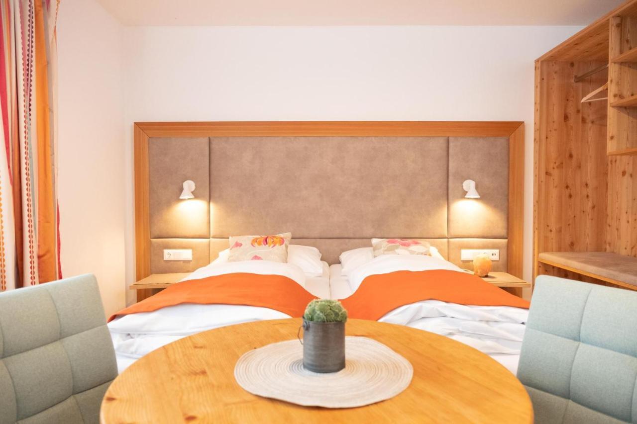 Santner, Hotel Ойгендорф Екстериор снимка